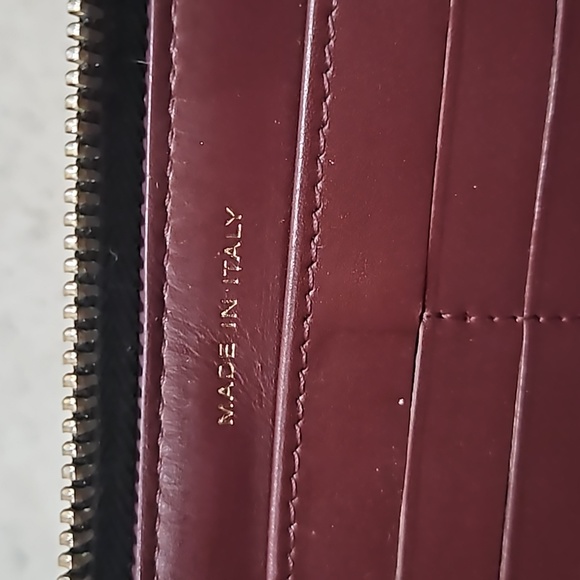 Chanel Caviar Black Zip Wallet - Picture 8 of 10